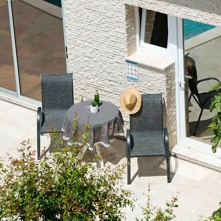 Apartment Fuer 4 Personen Ca 35 Qm In Pula, Istrien Istrische Riviera Pula
